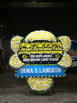 Papan Bunga Duka di Sidorejo Hilir